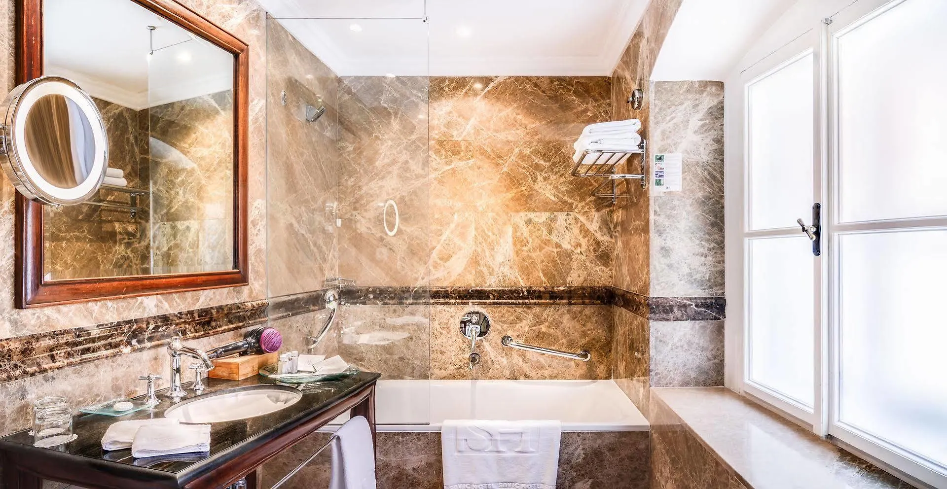 **** Hotell The Dominican Prag Tjeckien