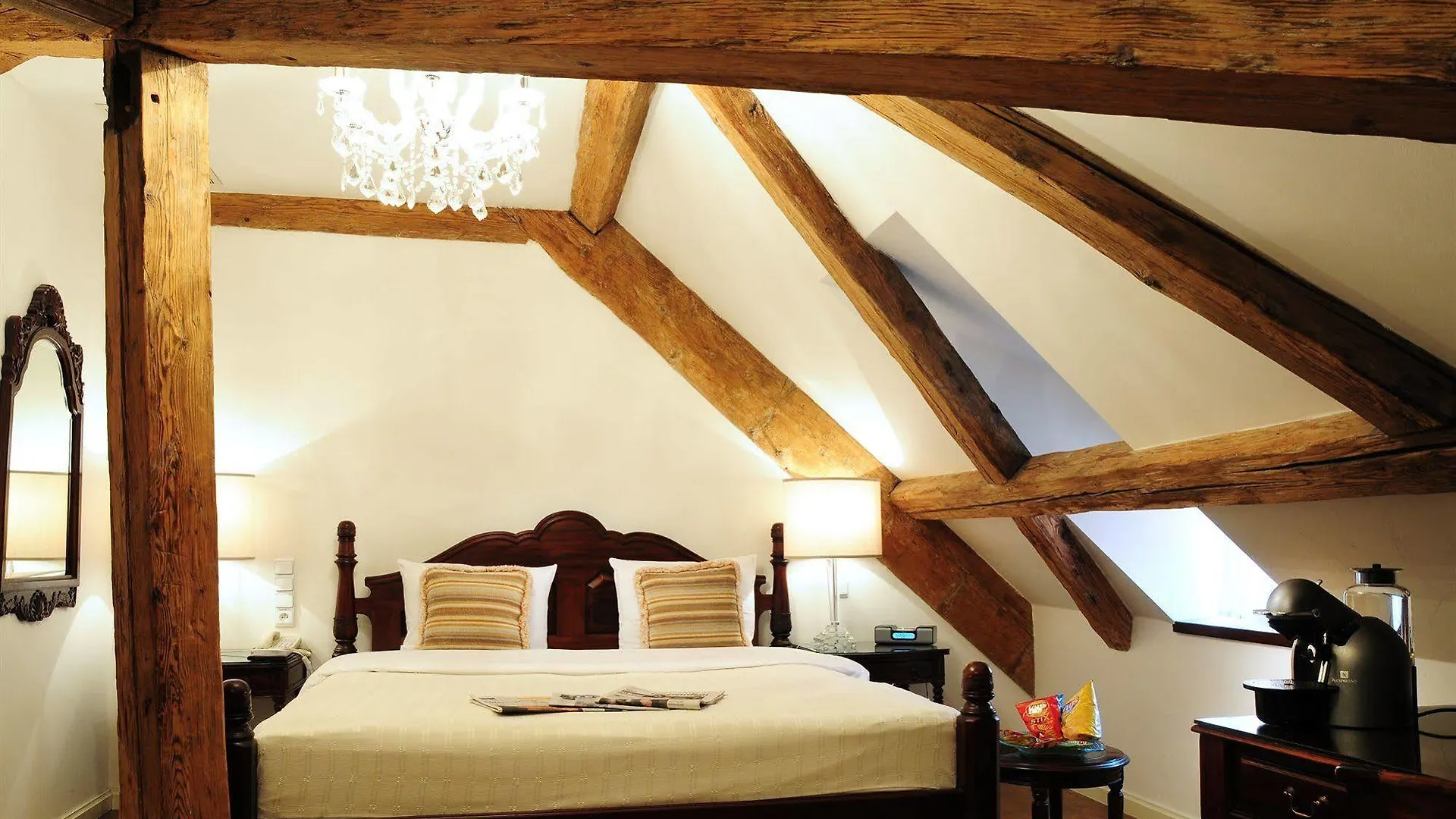The Dominican Prag 4*,