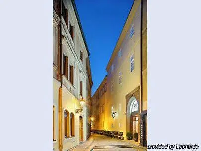 The Dominican Praag 4*,  Tsjechië
